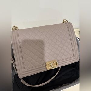 Chanel boy medium size